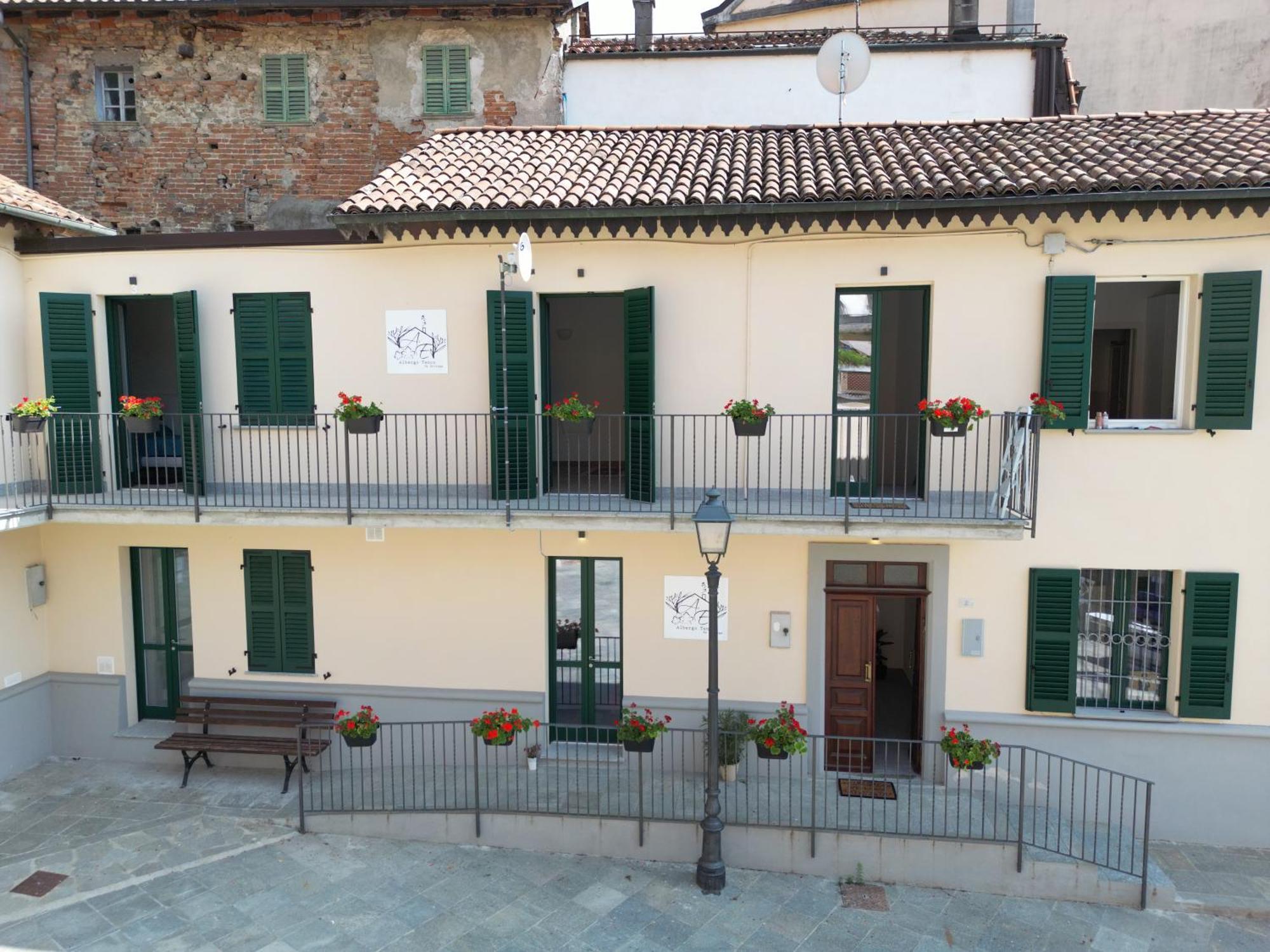 Albergo Tenco By Bottega Alice Bel Colle Εξωτερικό φωτογραφία